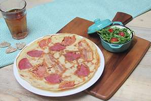 Pannenkoek met ham en salami